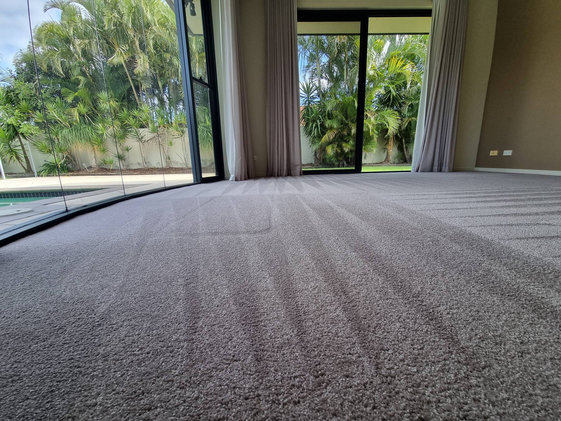 Upholstery cleaning service